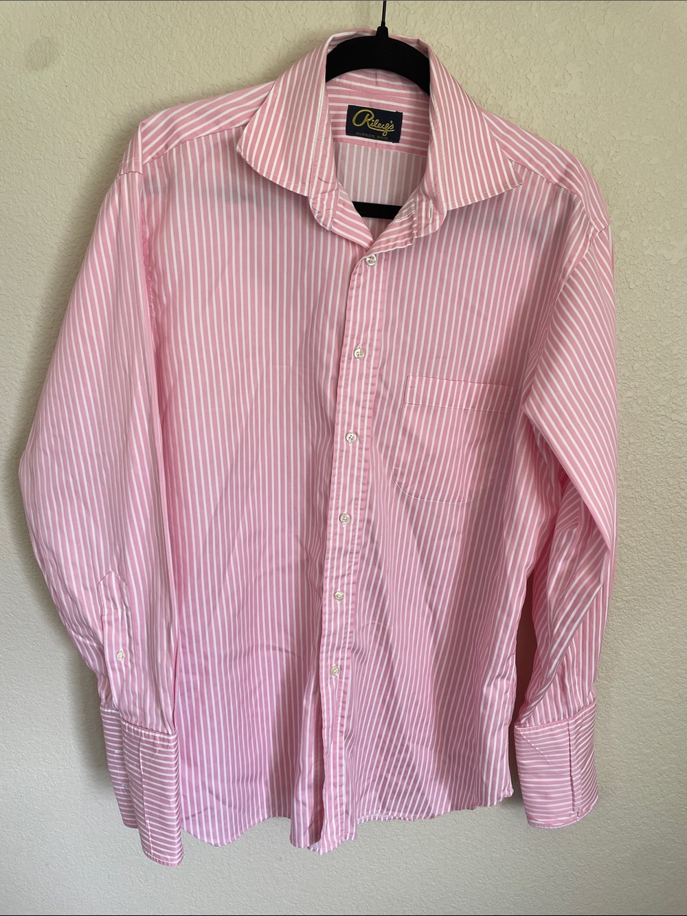 Riley’s Custom Made Men’s XL Pink & White Striped Dress Shirt Button Down Preppy